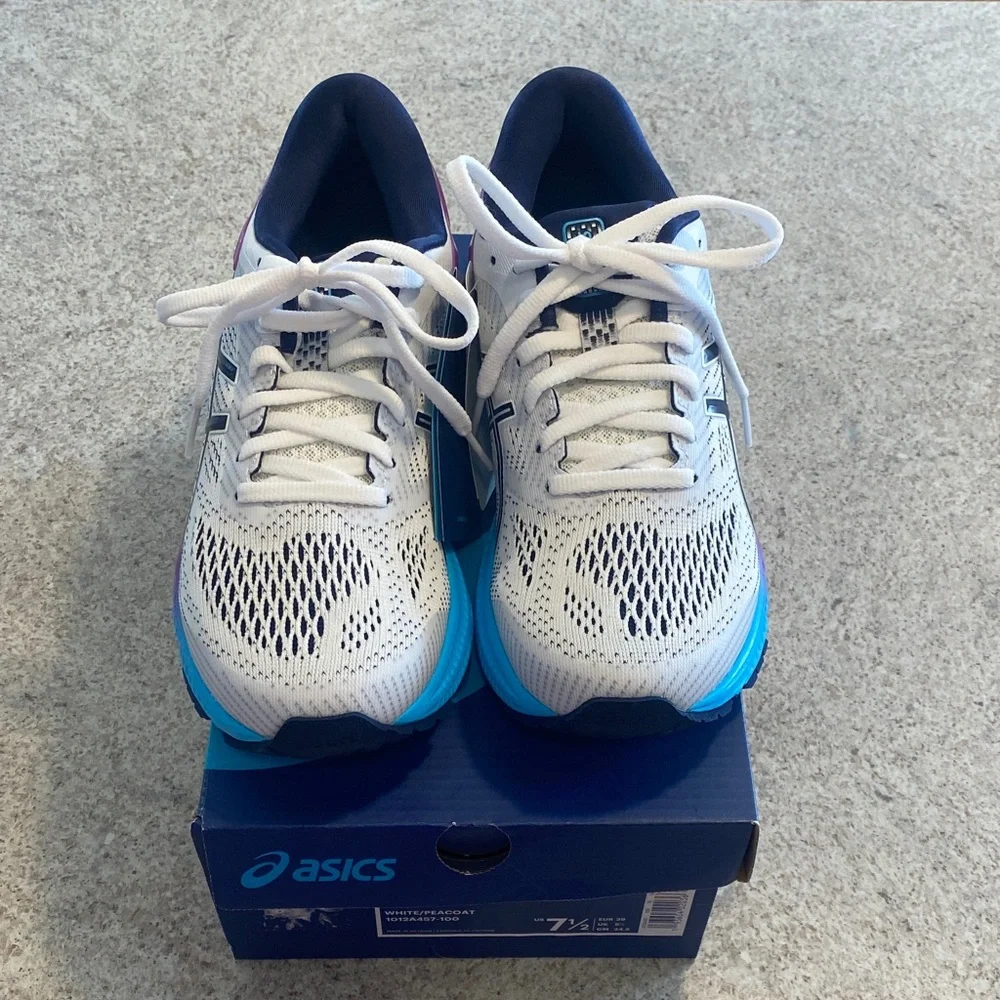 Asics Women's Gel-Kayano 26 - Picture 2 of 12